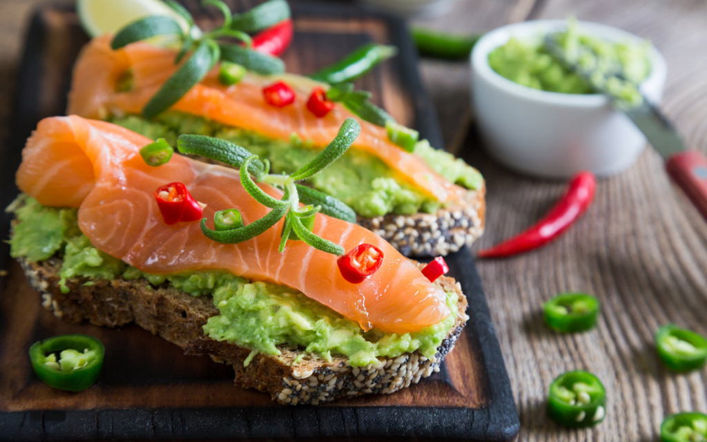 Butterbrot_Fish_Food_Salmon_569798_3840x2400.jpg